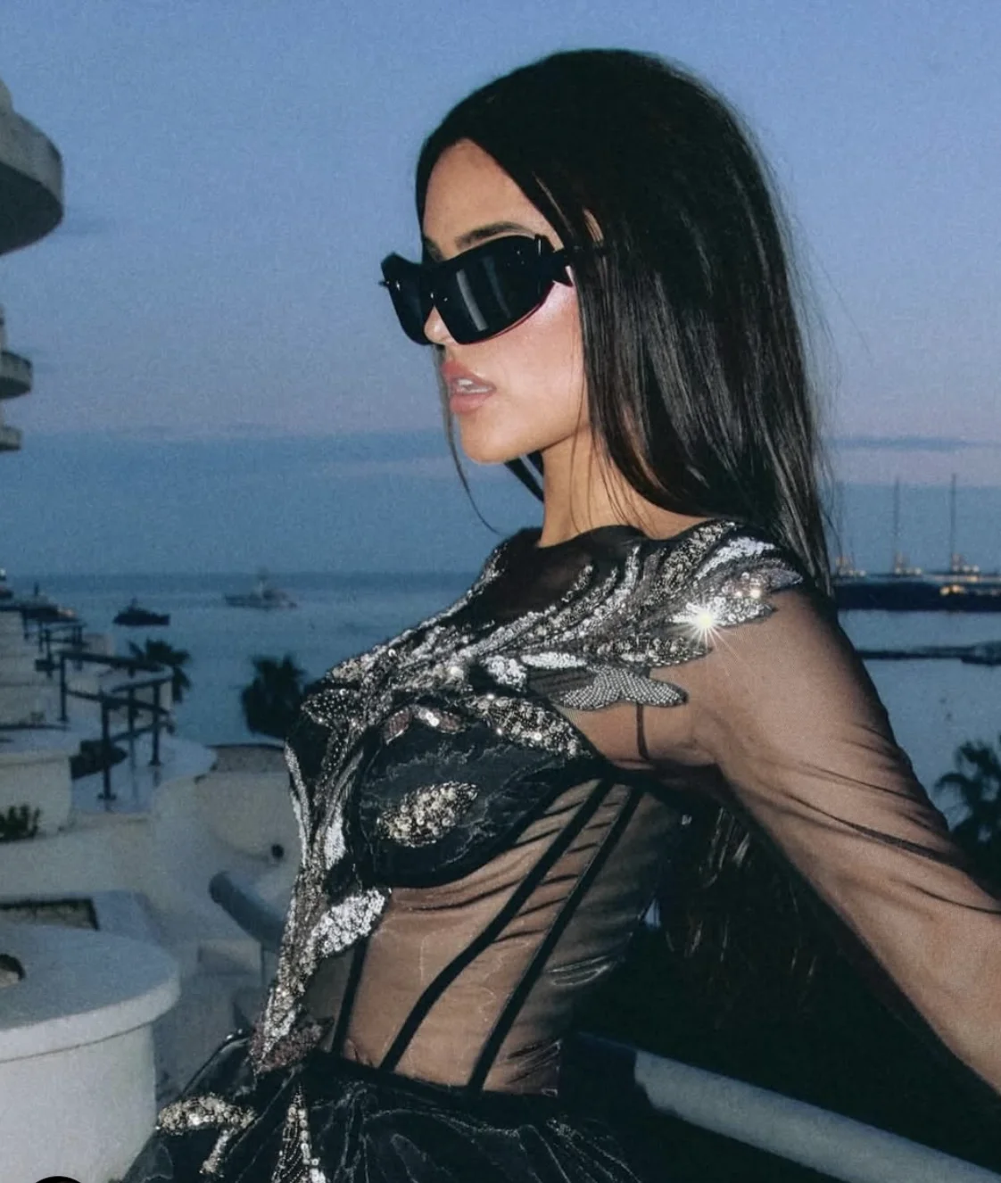 Couture portrait overlooking the sea in Cannes